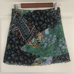 Urban Outfitters Green Floral Women’s Mini Skirt